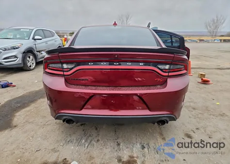 2018 Dodge Charger R/T 392 z USA, uszkodzony, nr VIN 2C3CDXGJ0JH179991